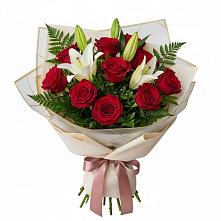 Букет цветов из:  Лилии и Розы в Горетово