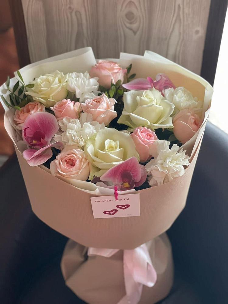 Букет цветов из: Орхидеи, Розы и Гвоздики в Горетово