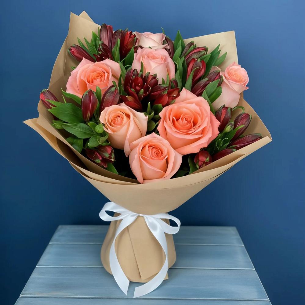 Букет цветов из: Розы и Альстромерии в Горетово