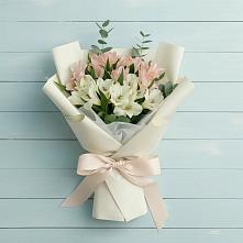 Букет цветов из:  Альстромерии #REPLACE_PRED# Горетово