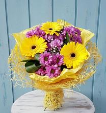 Букет цветов из:  Хризантемы и Герберы в Горетово