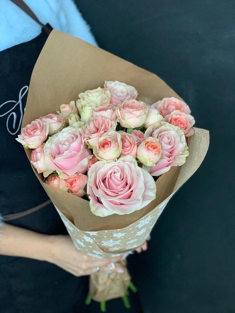 Букет цветов из: Хризантемы и Розы в Горетово