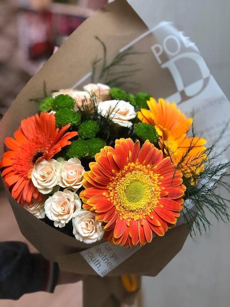 Букет цветов из: Герберы, Хризантемы и Розы в Горетово